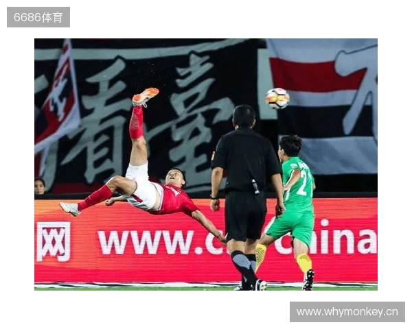 完美融入!廷伯:埃泽上演帽子戏法不是巧合,他很努力性格也很好