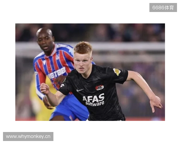 电讯报：纽卡有意引进小将斯密特，该球员非常乐意在一月加盟