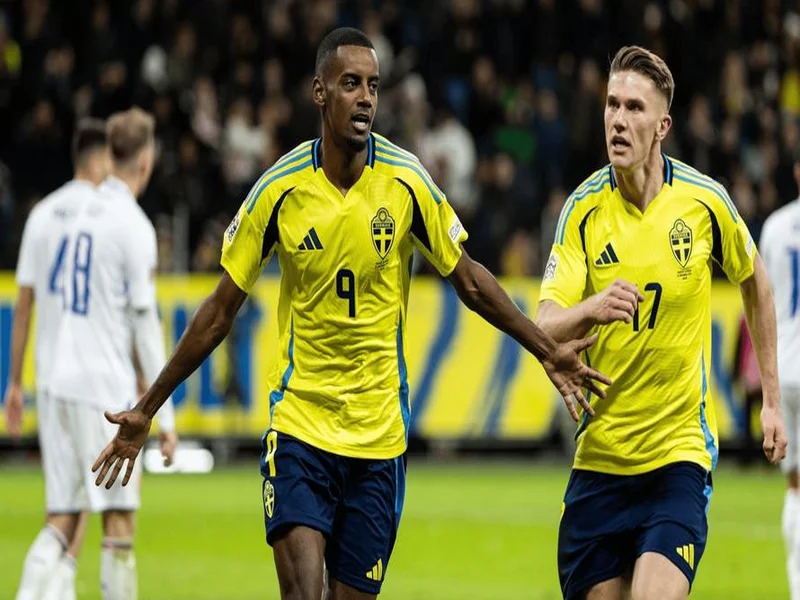 红军旧将：希望瑞典vs斯洛文尼亚伊萨克踢满全场，积累时间